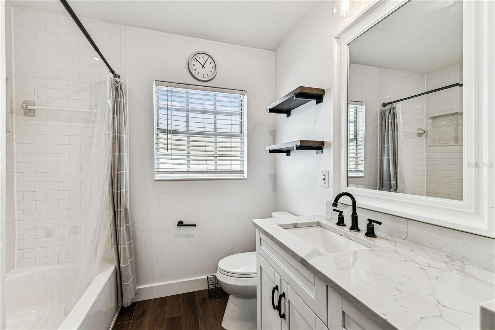 DAVIS ISLANDS PB10 PG52 TO 57 - Residential Lease