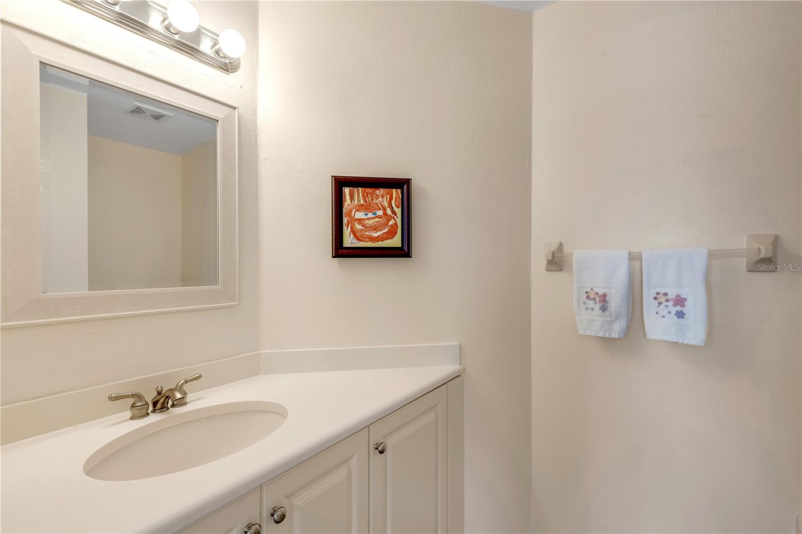 TUSCANY SQUARE 01 CONDO - Residential