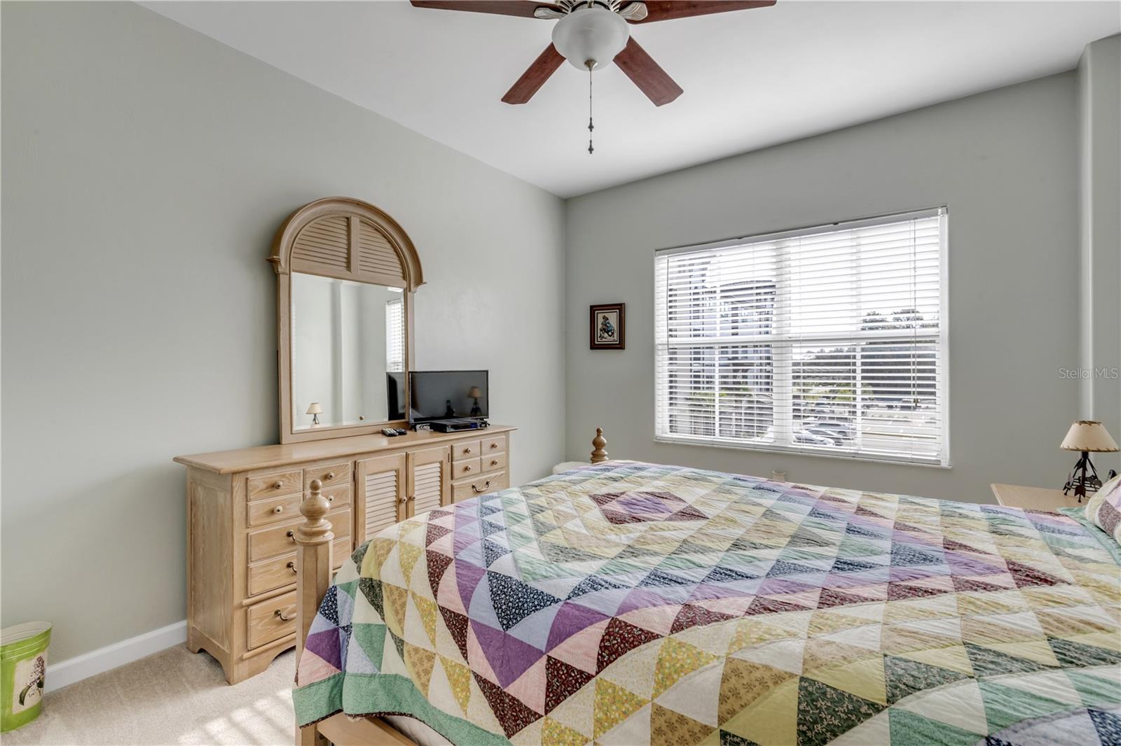 TUSCANY SQUARE 01 CONDO - Residential