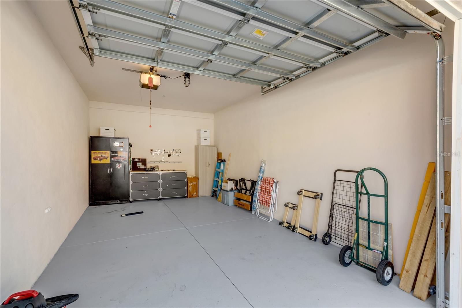 TUSCANY SQUARE 01 CONDO - Residential