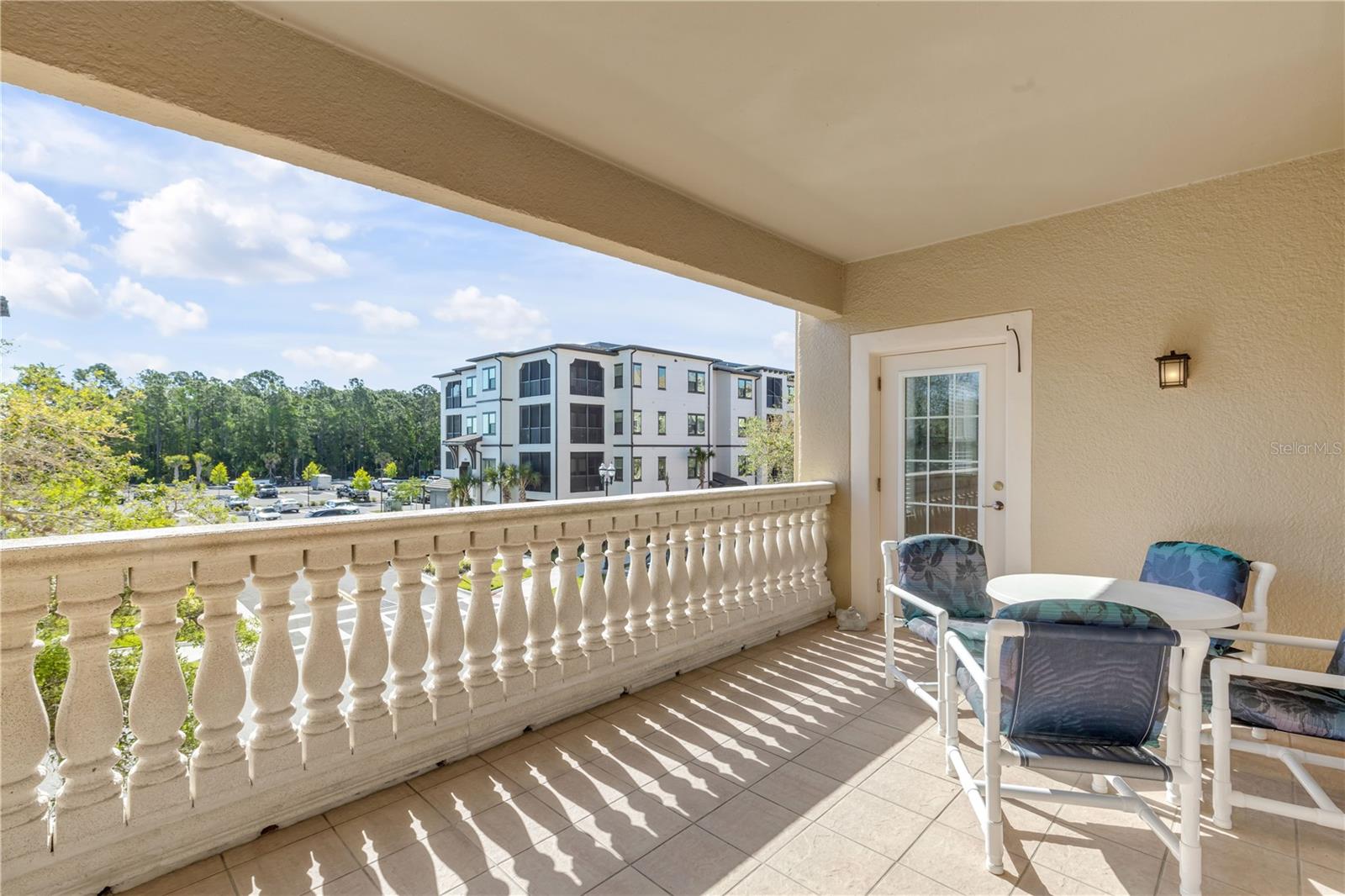 TUSCANY SQUARE 01 CONDO - Residential