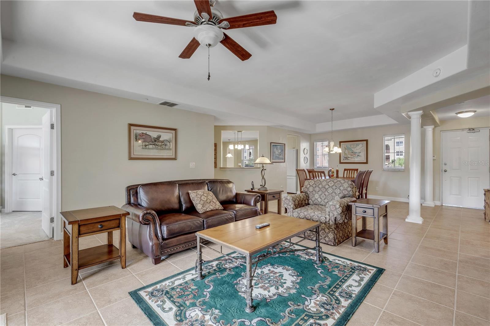 TUSCANY SQUARE 01 CONDO - Residential