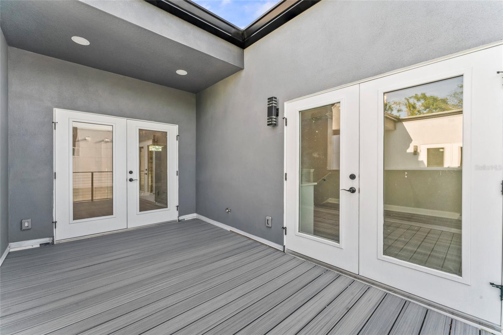 UNPLATTED - Residential