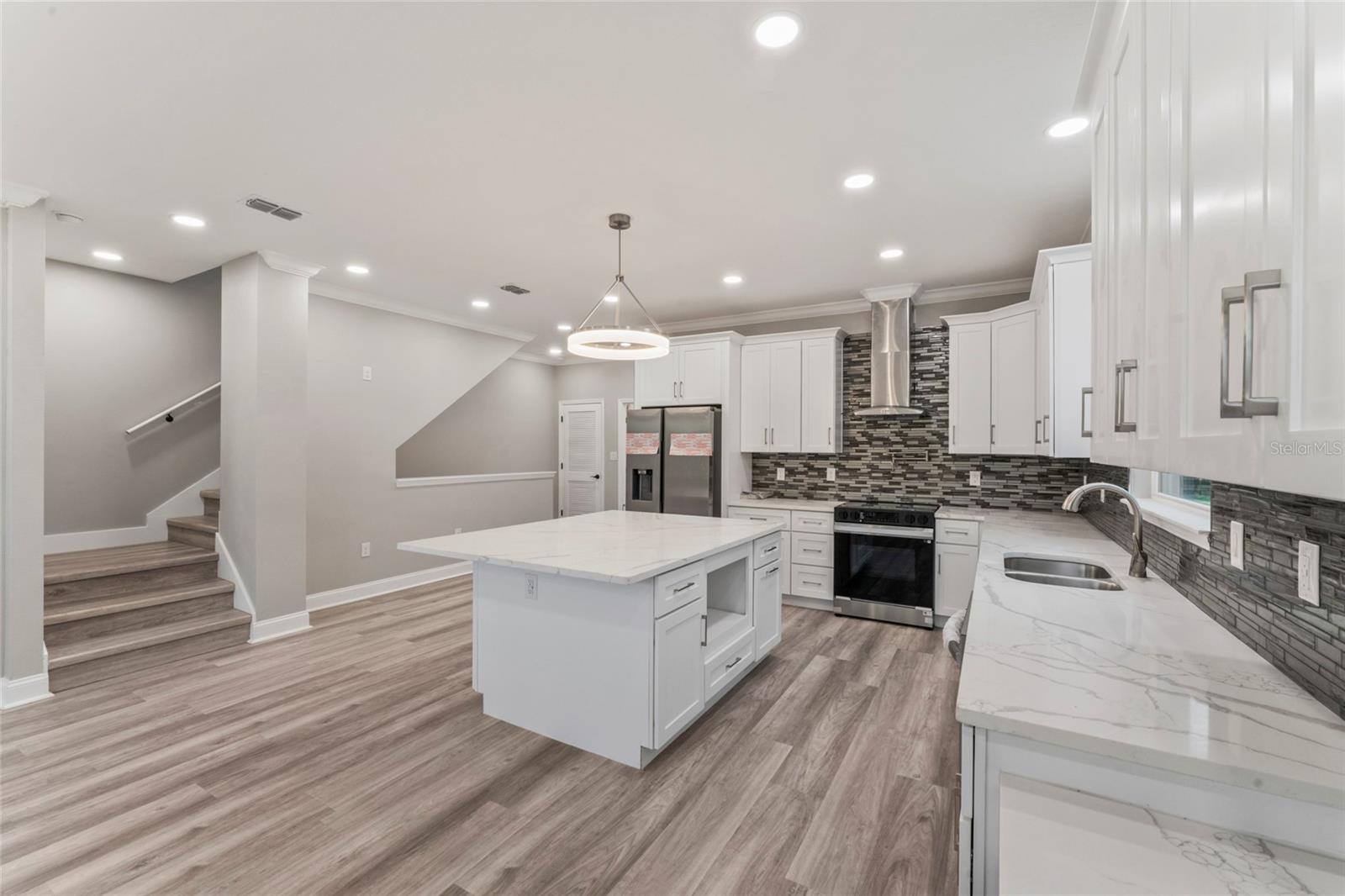 UNPLATTED - Residential