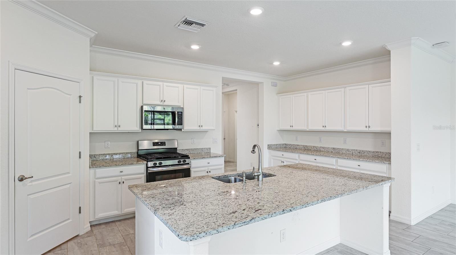 POLO RUN PH I-A & I-B - Residential Lease