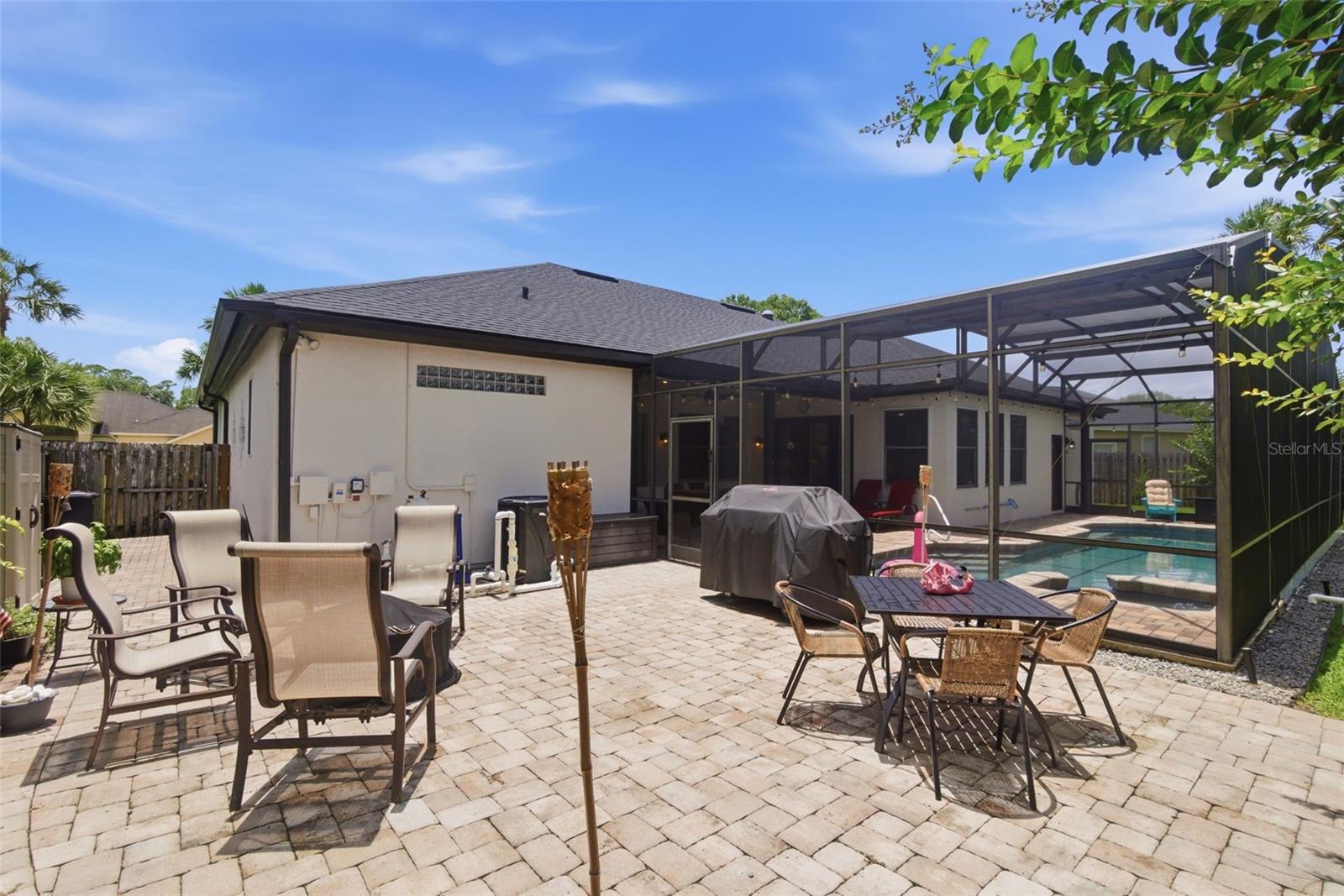 UNIVERSITY ESTATES - Residential