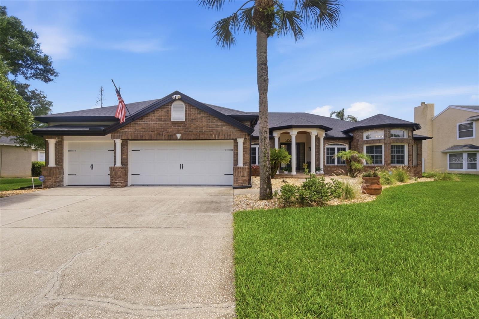 UNIVERSITY ESTATES - Residential