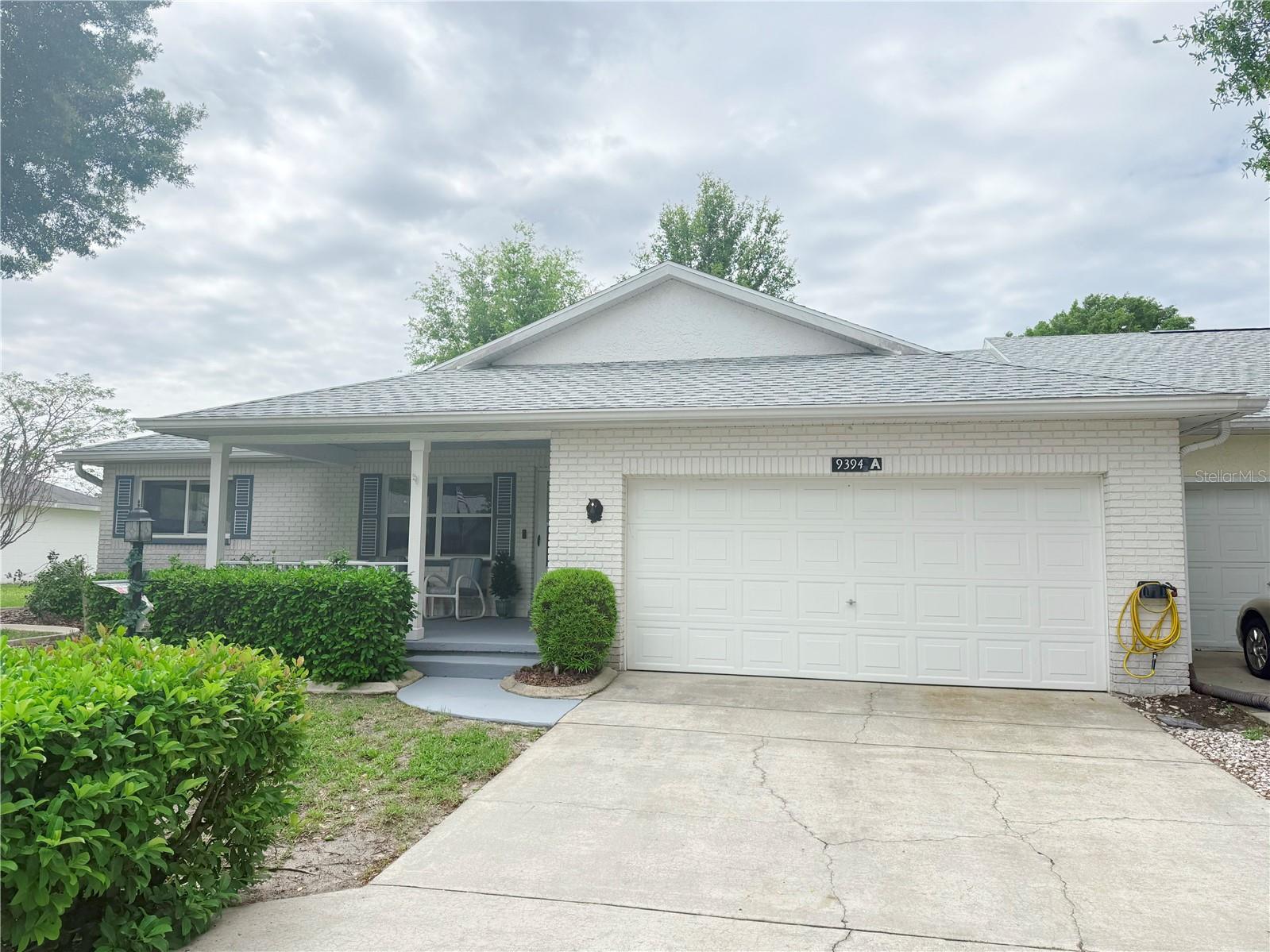 ON TOP/WORLD REP PH 01B SEC - Residential