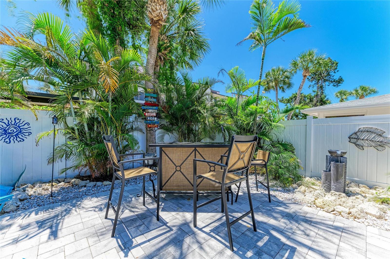 POLYNESIAN GARDENS - Residential