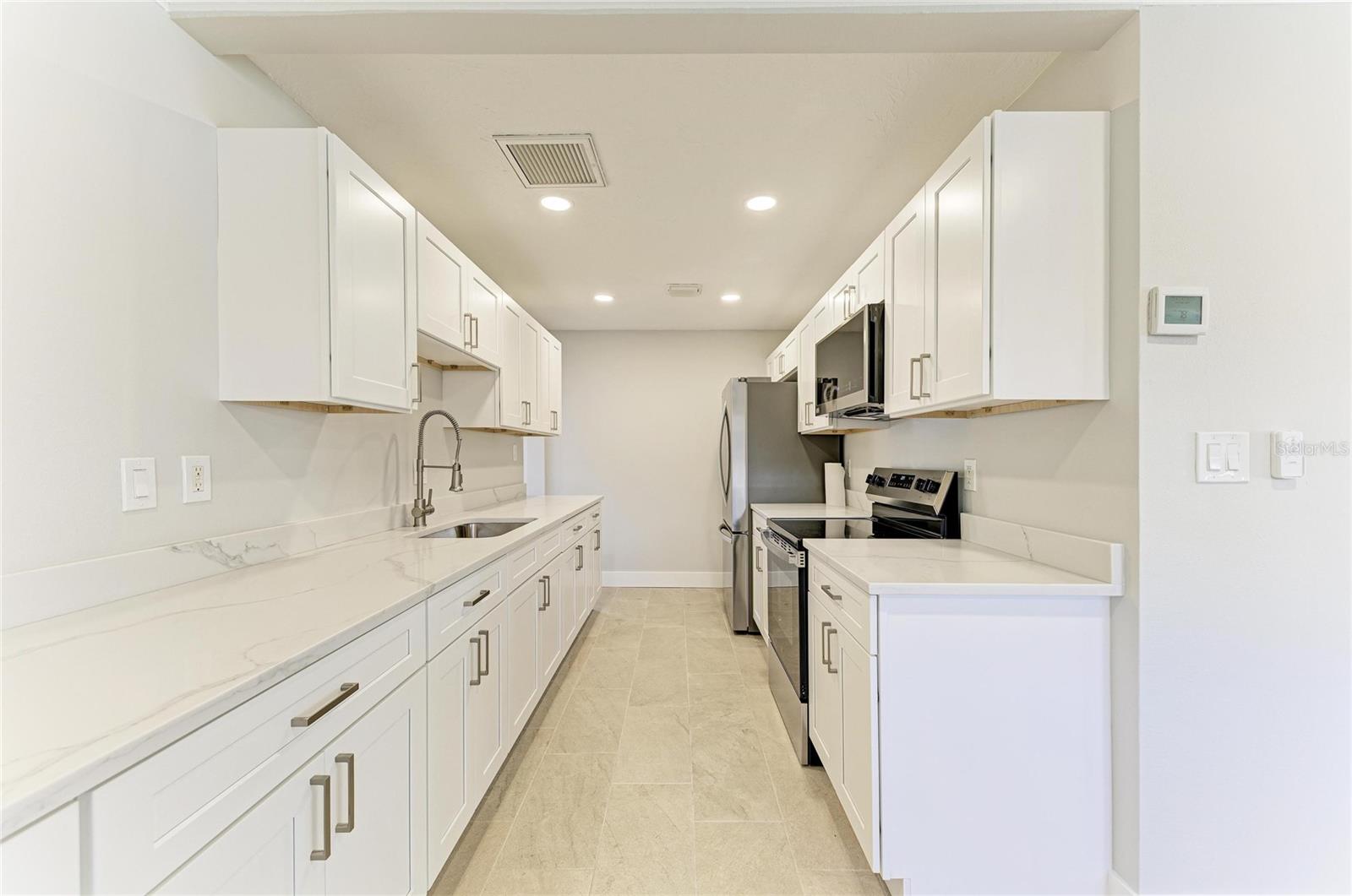 POLYNESIAN GARDENS - Residential