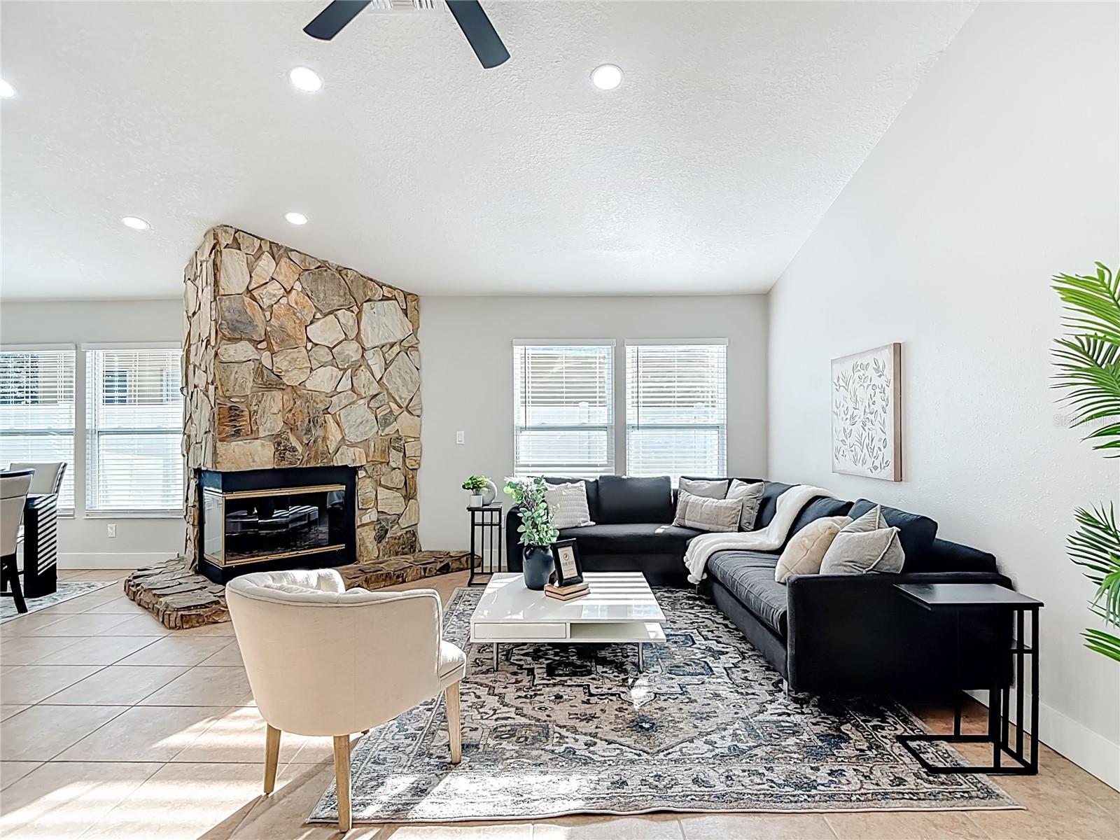 CRISTINA PH I - Residential