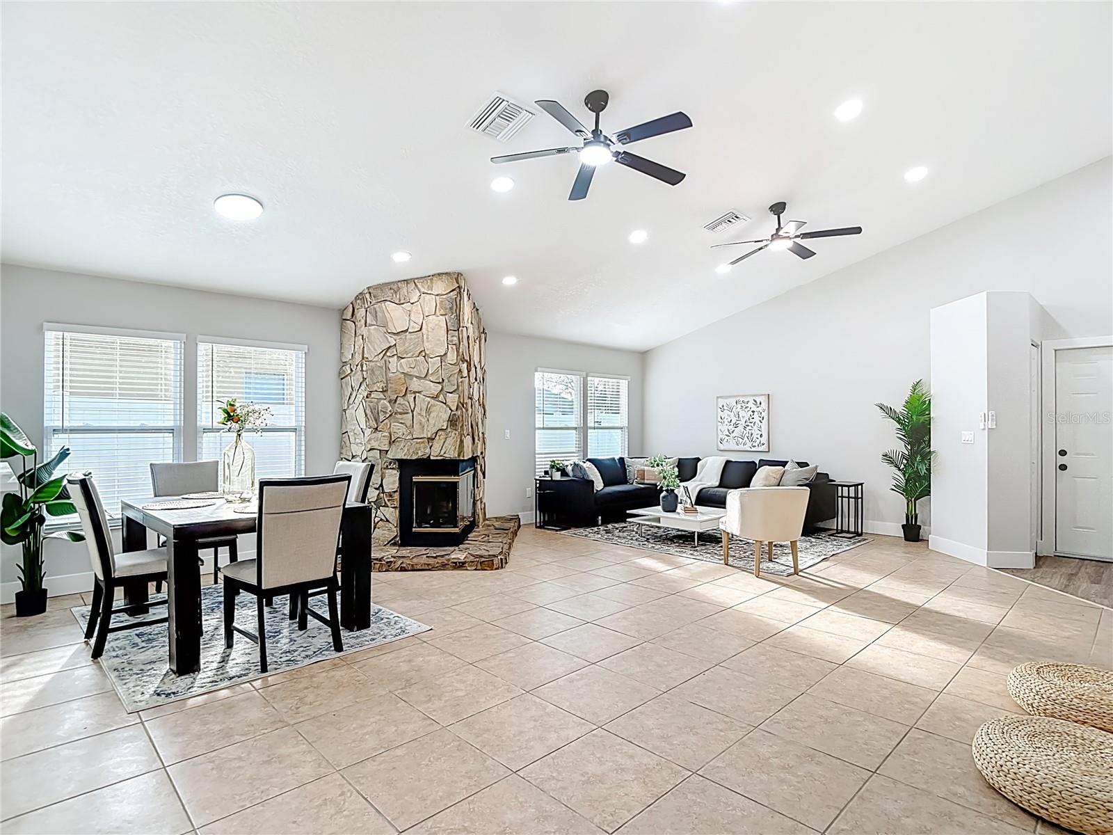 CRISTINA PH I - Residential