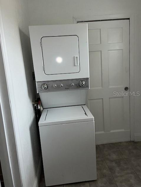 EAST TAMPA BLOCKS 1 TO 40 - Residential Lease