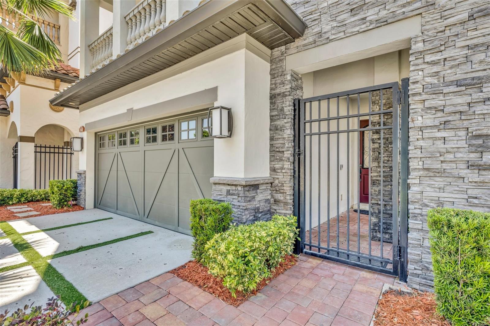 LAKESIDE/TOSCANA - Residential Lease