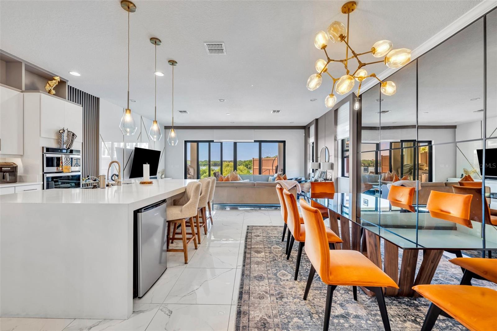 LAKESIDE/TOSCANA - Residential Lease