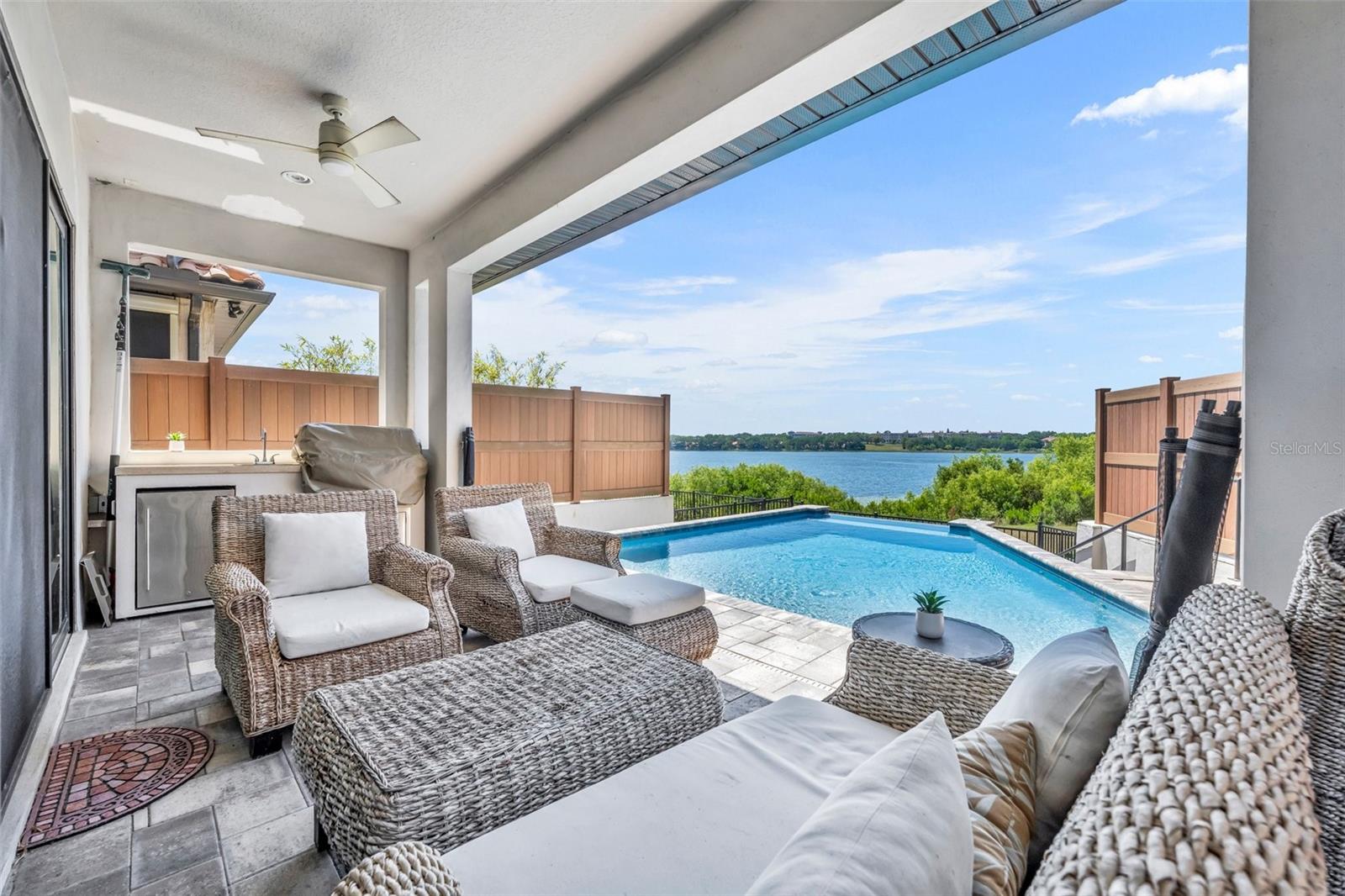 LAKESIDE/TOSCANA - Residential Lease