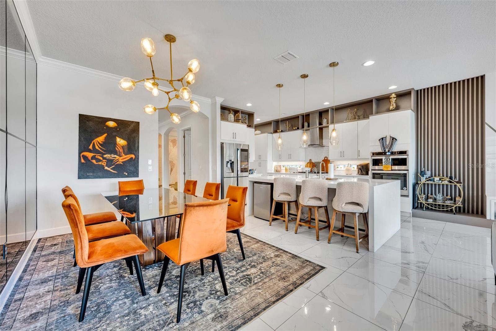 LAKESIDE/TOSCANA - Residential Lease