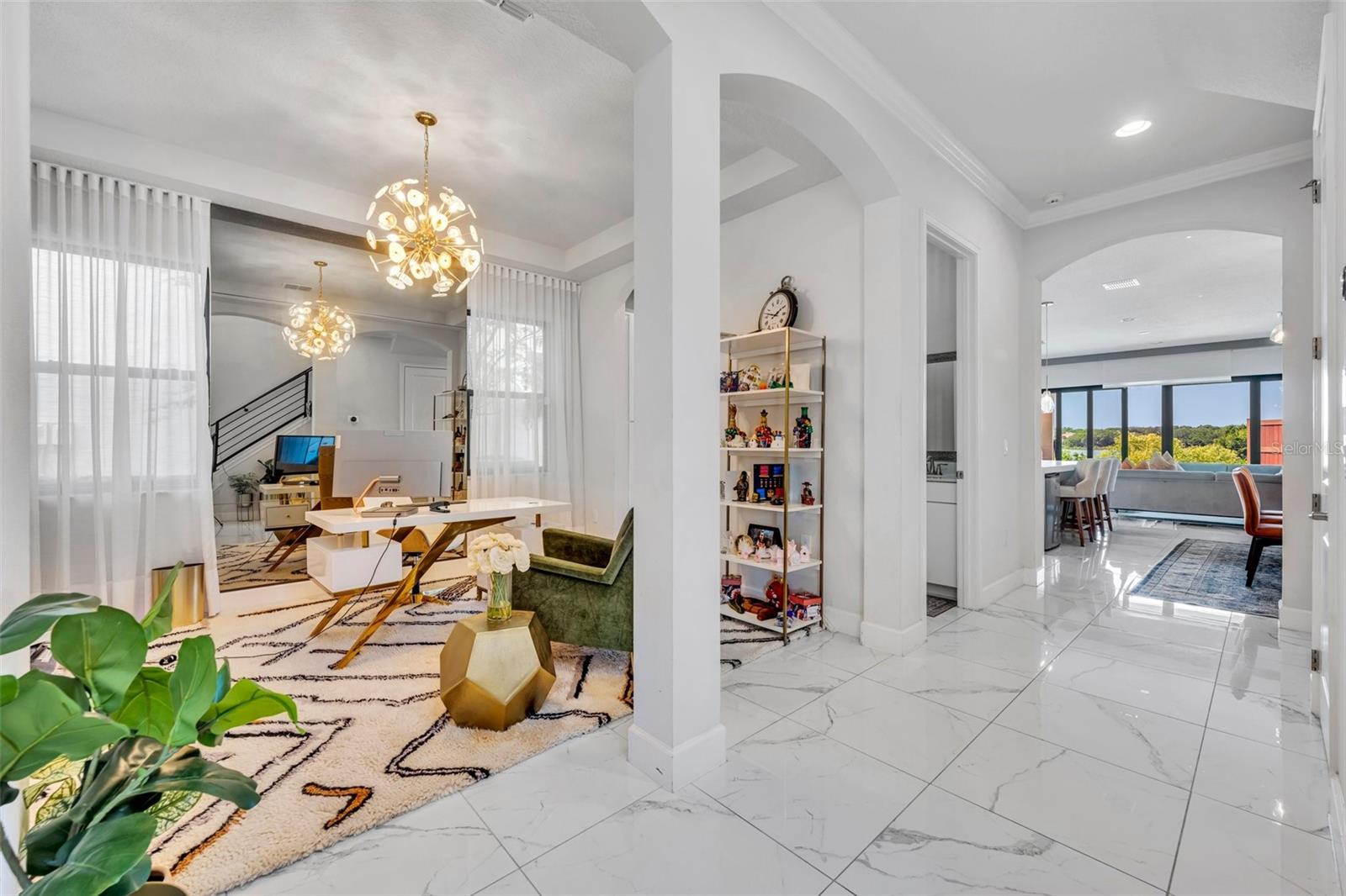 LAKESIDE/TOSCANA - Residential Lease