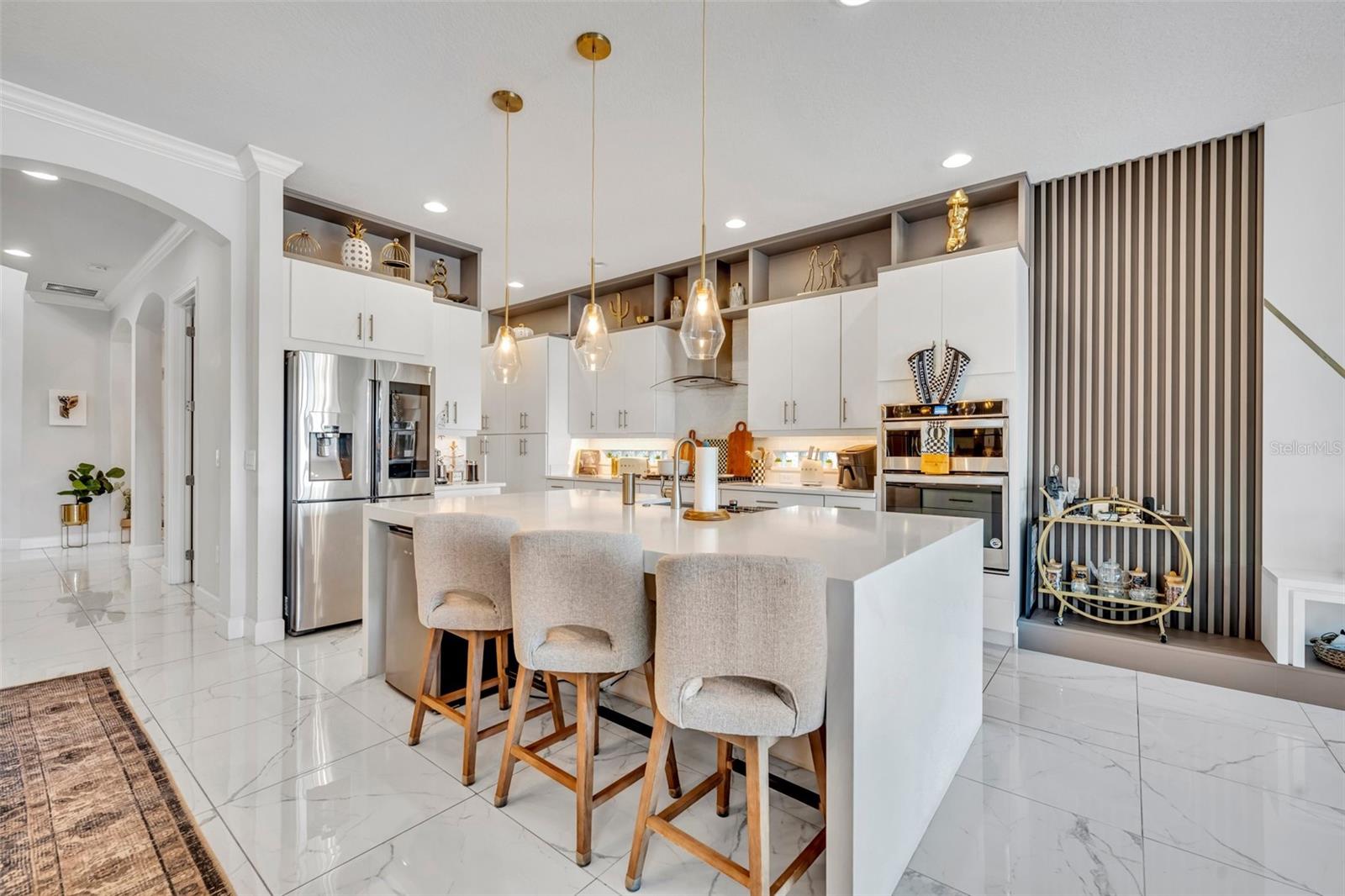 LAKESIDE/TOSCANA - Residential Lease