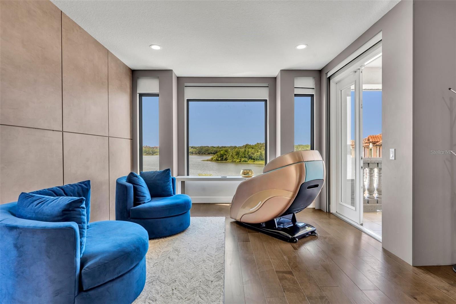 LAKESIDE/TOSCANA - Residential Lease