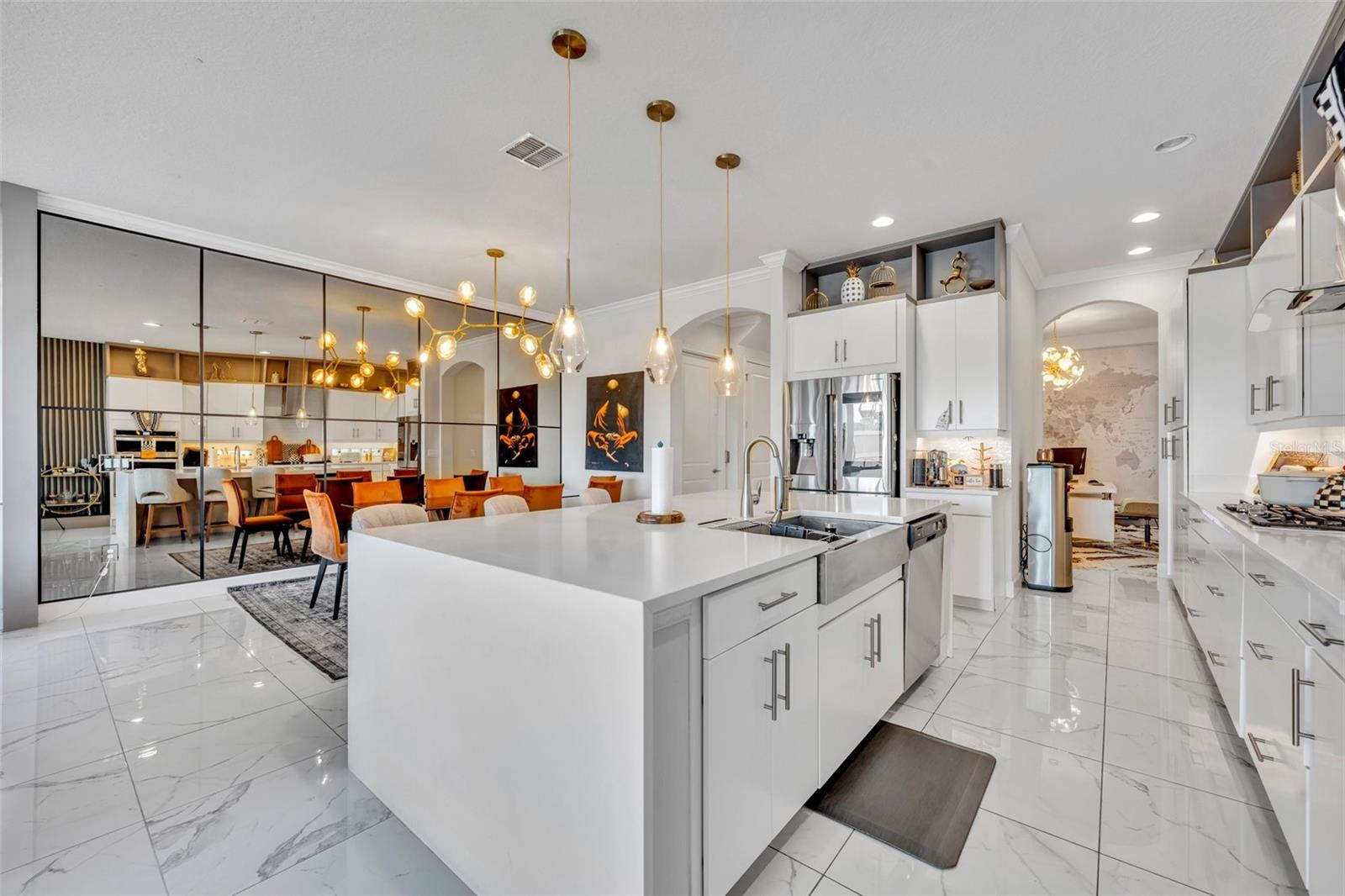 LAKESIDE/TOSCANA - Residential Lease