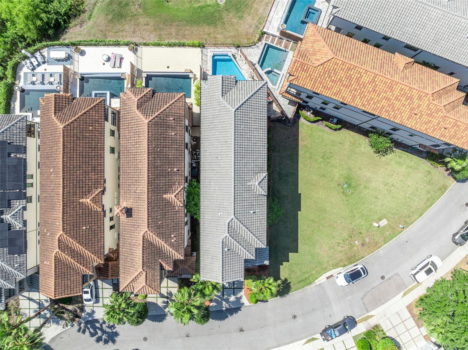 LAKESIDE/TOSCANA - Residential Lease