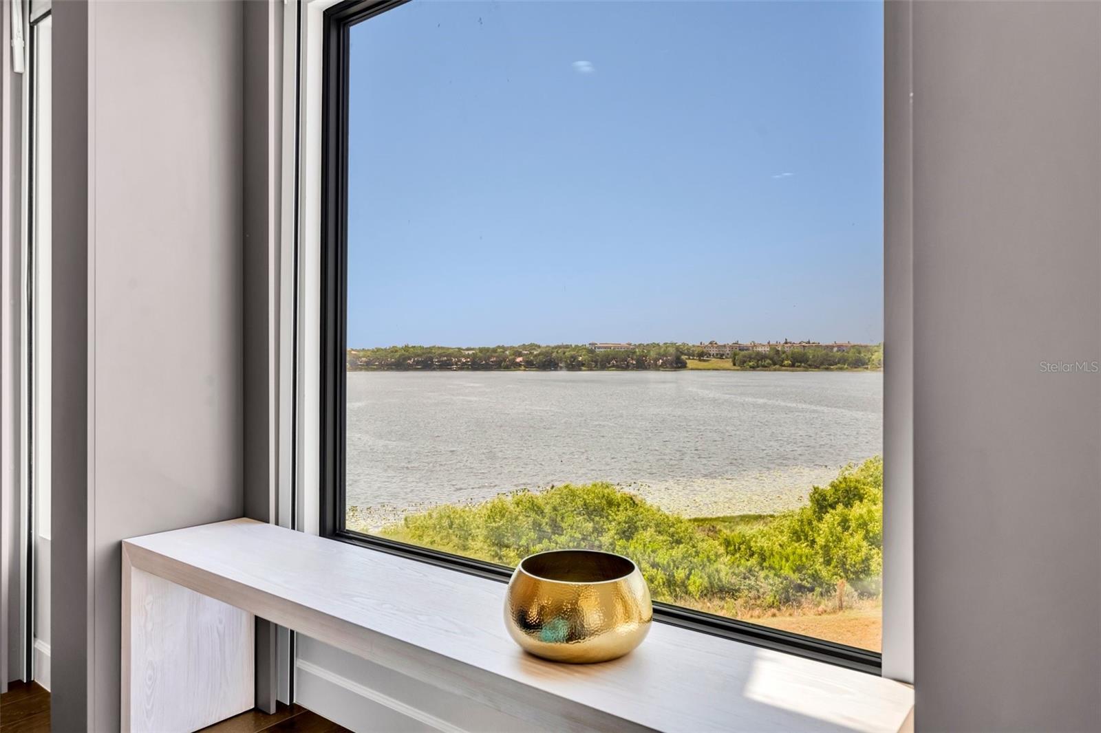 LAKESIDE/TOSCANA - Residential Lease