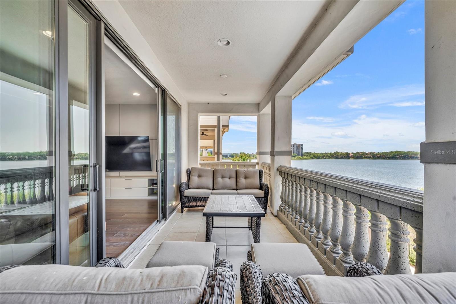 LAKESIDE/TOSCANA - Residential Lease