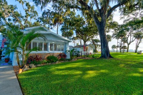 A home in PORT ORANGE