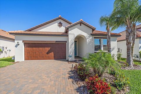 17216 STAR BANKS STREET WIMAUMA FL 33598