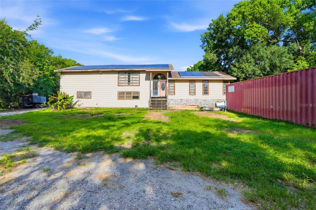 Photo of 2347 Brookside Drive, Lutz, FL 33558 (MLS # TB8521384)