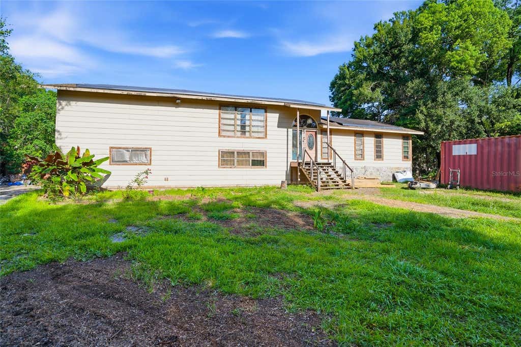 Photo of 2347 Brookside Drive, Lutz, FL 33558 (MLS # TB8521384)
