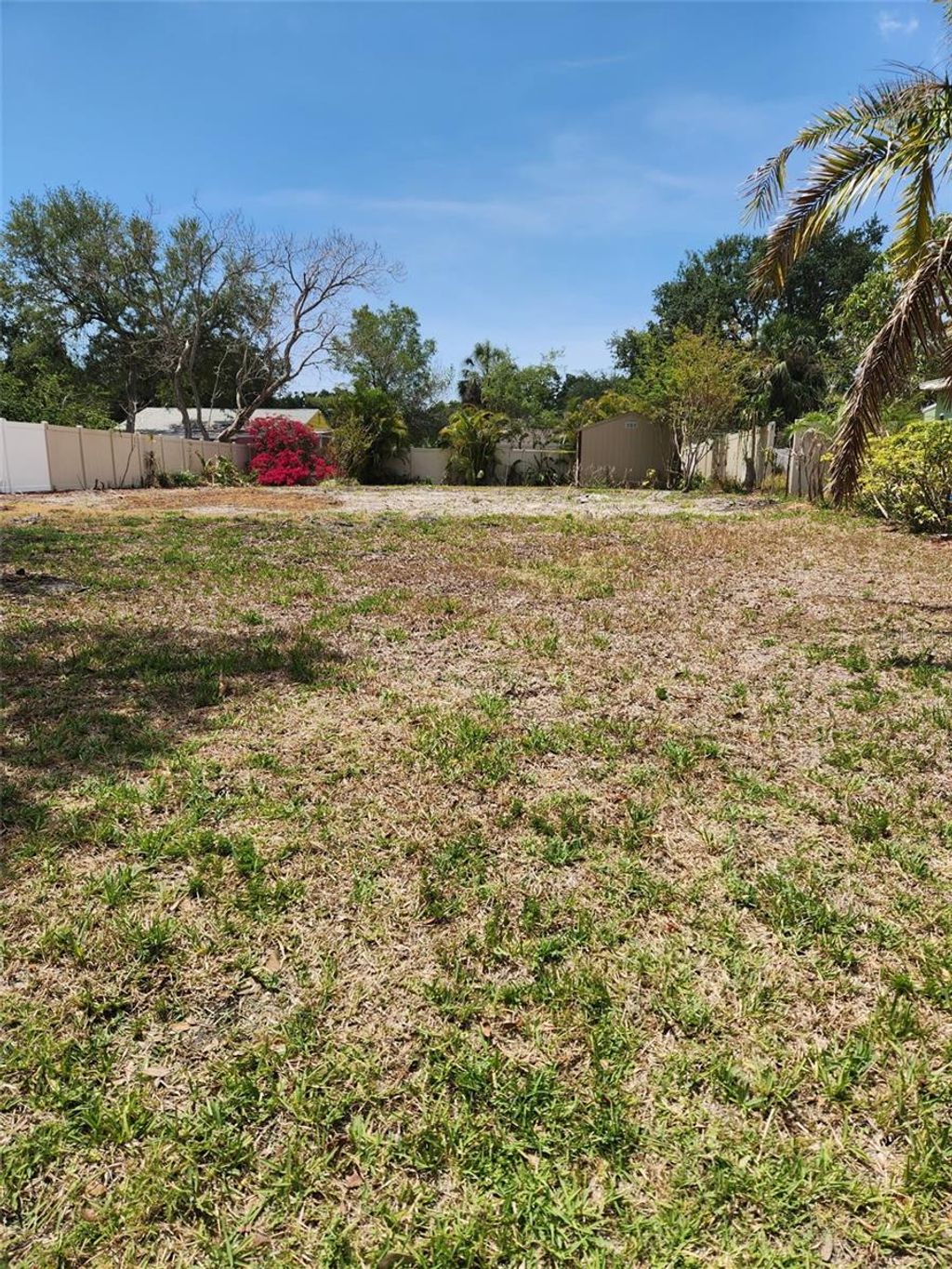 Photo of 3008 W Napoleon Avenue, Tampa, FL 33611 (MLS # TB8331149)