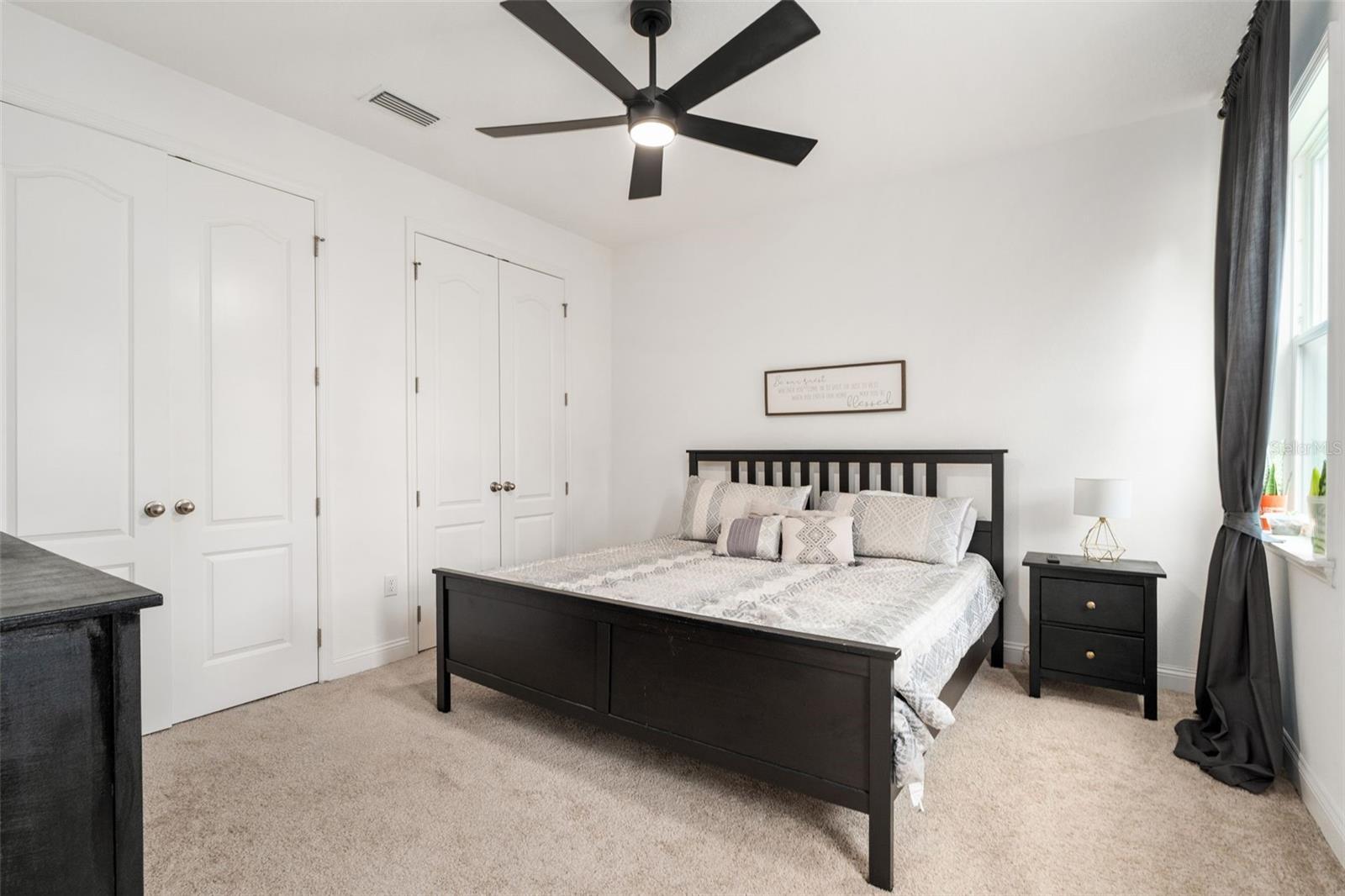 HALF MOON STATION - Residential