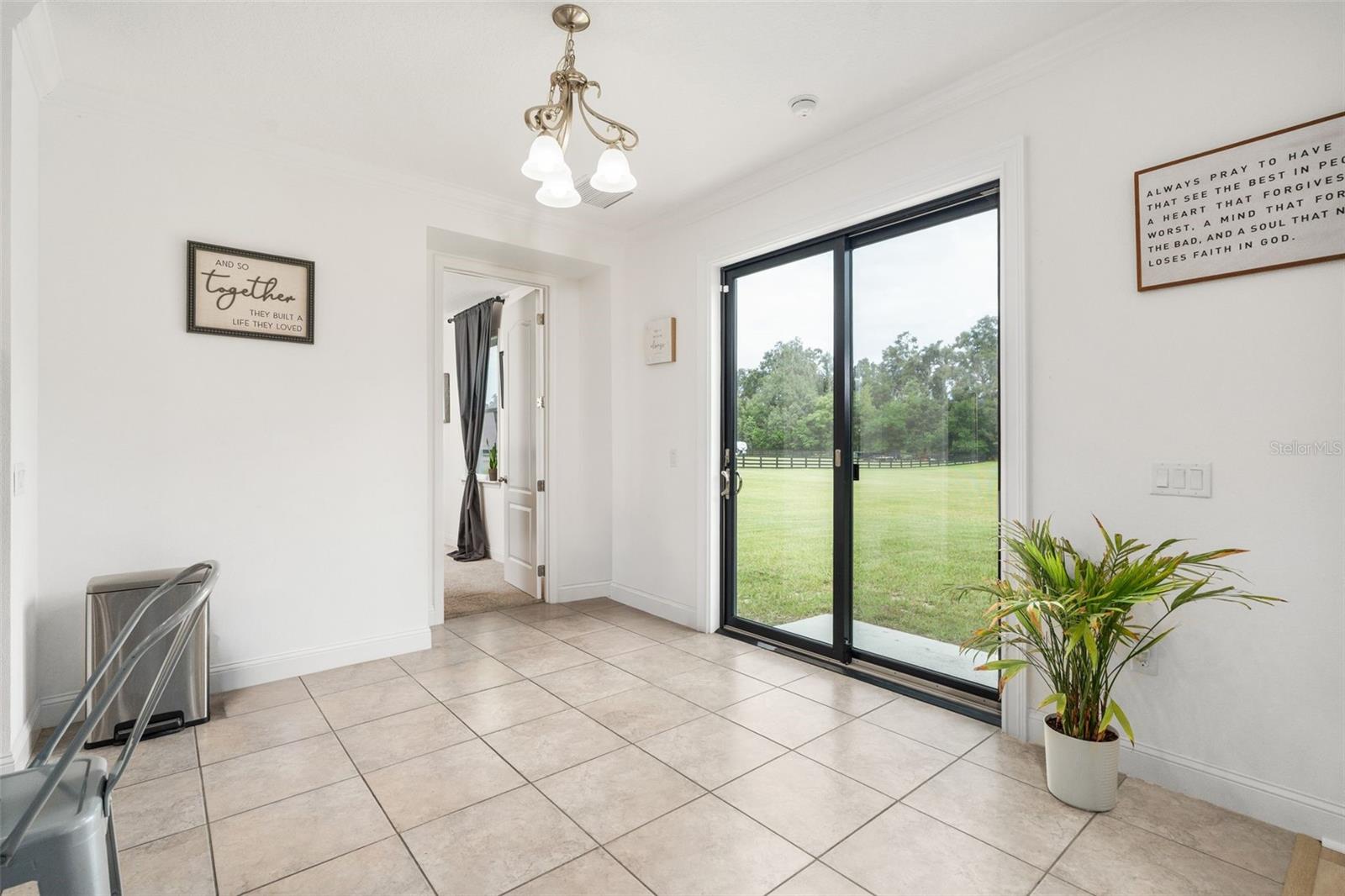 HALF MOON STATION - Residential