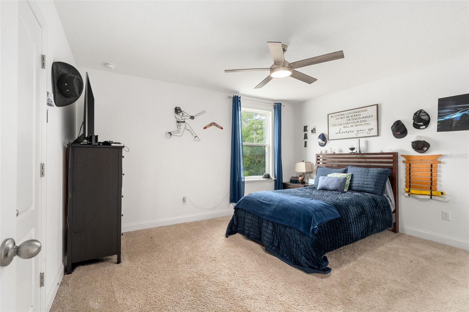 HALF MOON STATION - Residential