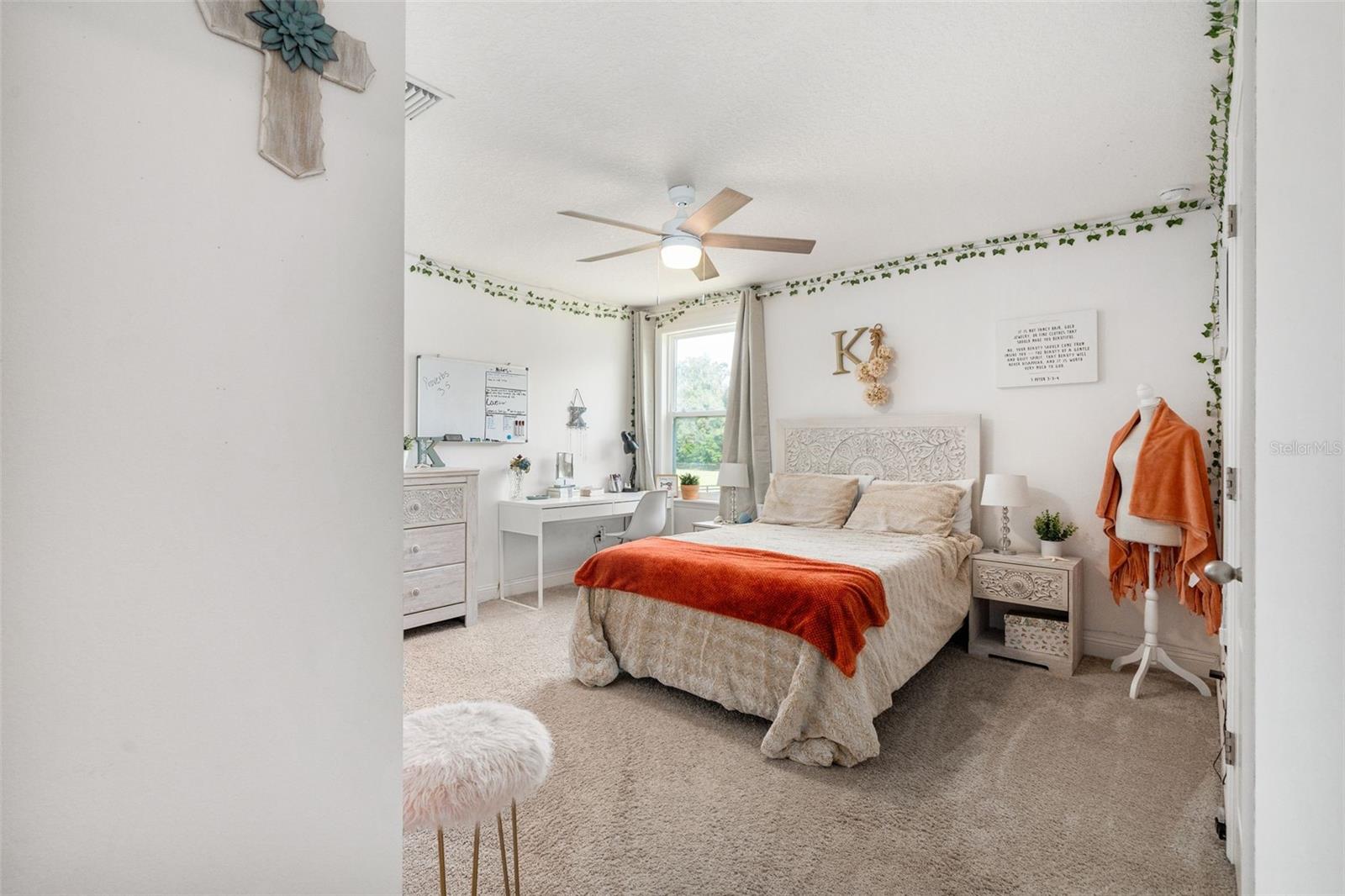 HALF MOON STATION - Residential