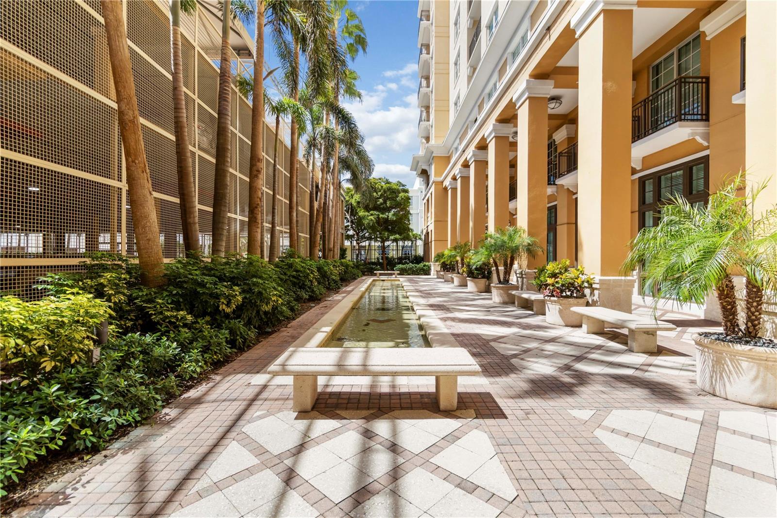 RENAISSANCE 1 - Residential