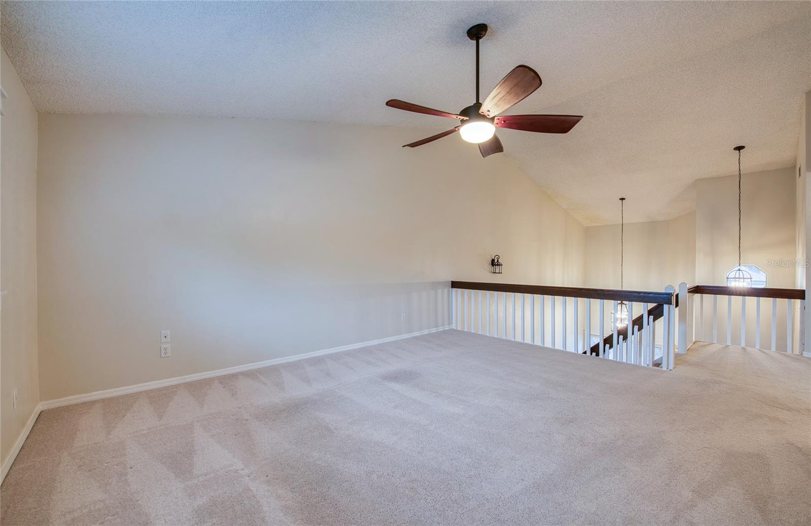 STEEPLECHASE PH - Residential