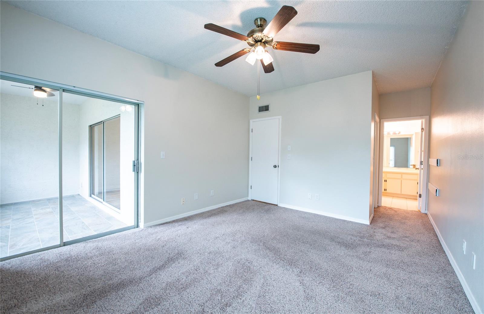 STEEPLECHASE PH - Residential