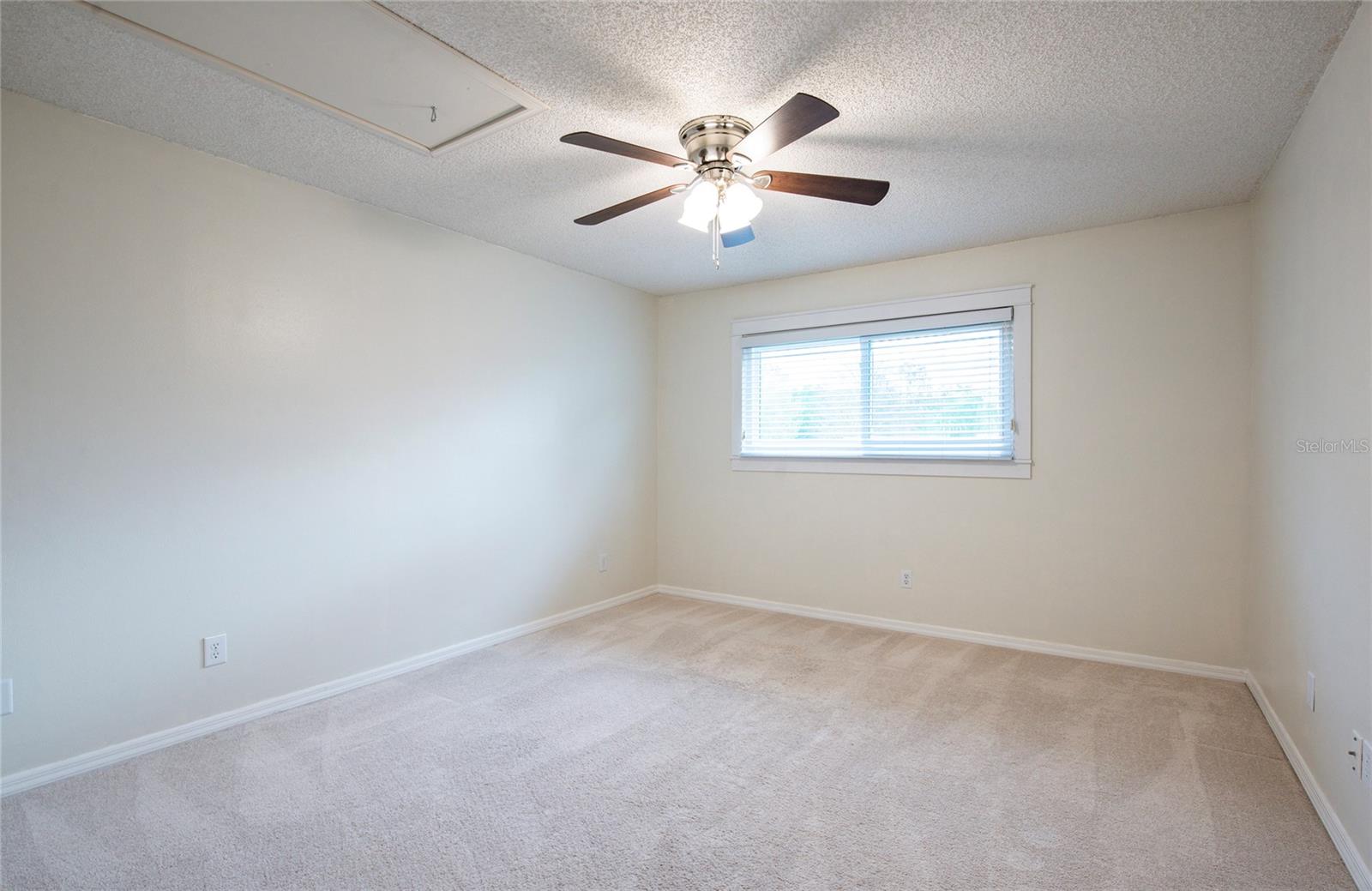 STEEPLECHASE PH - Residential