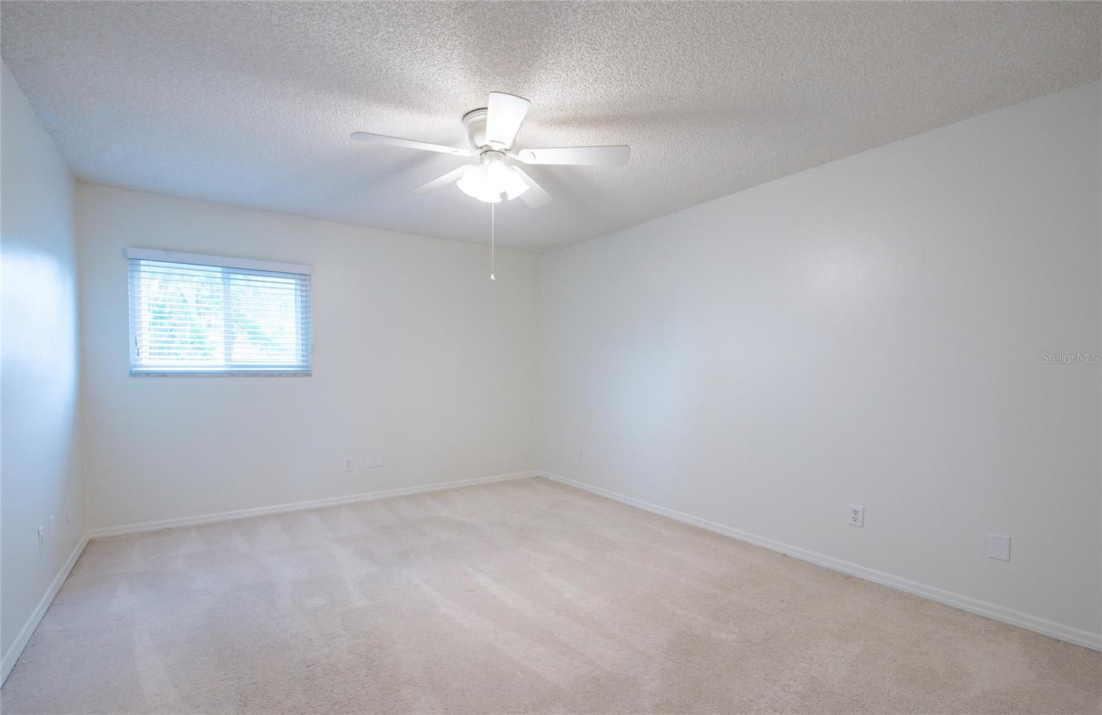 STEEPLECHASE PH - Residential