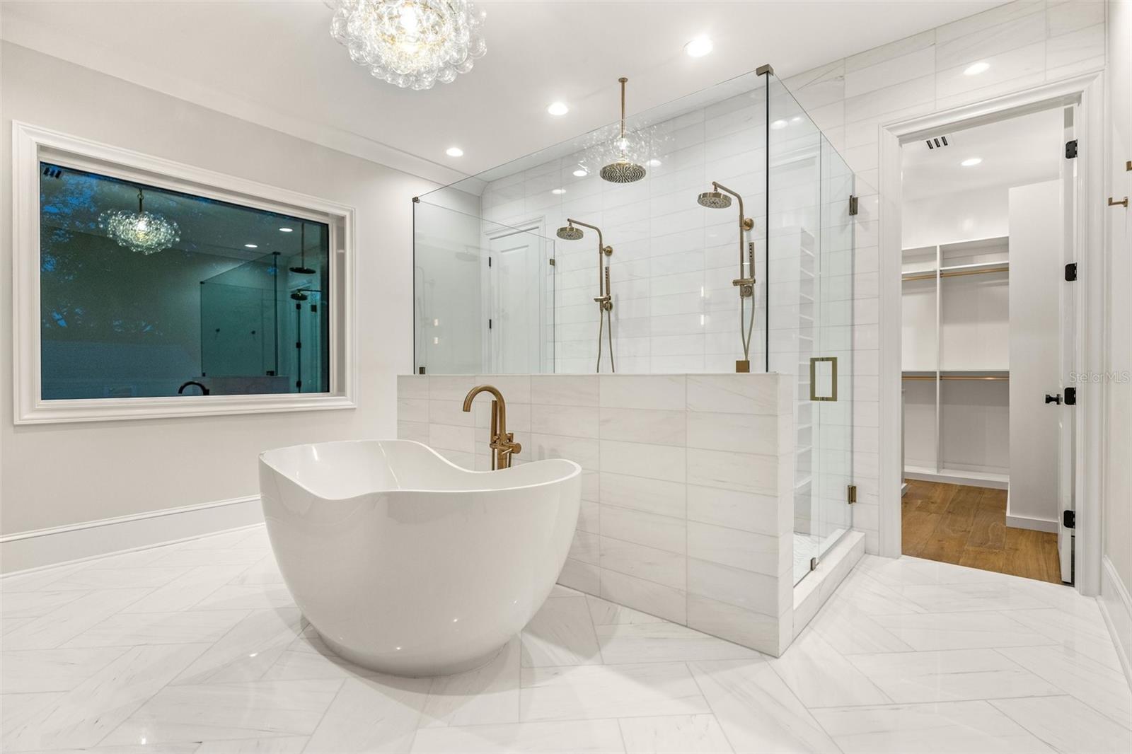 BEACH PARK - Residential