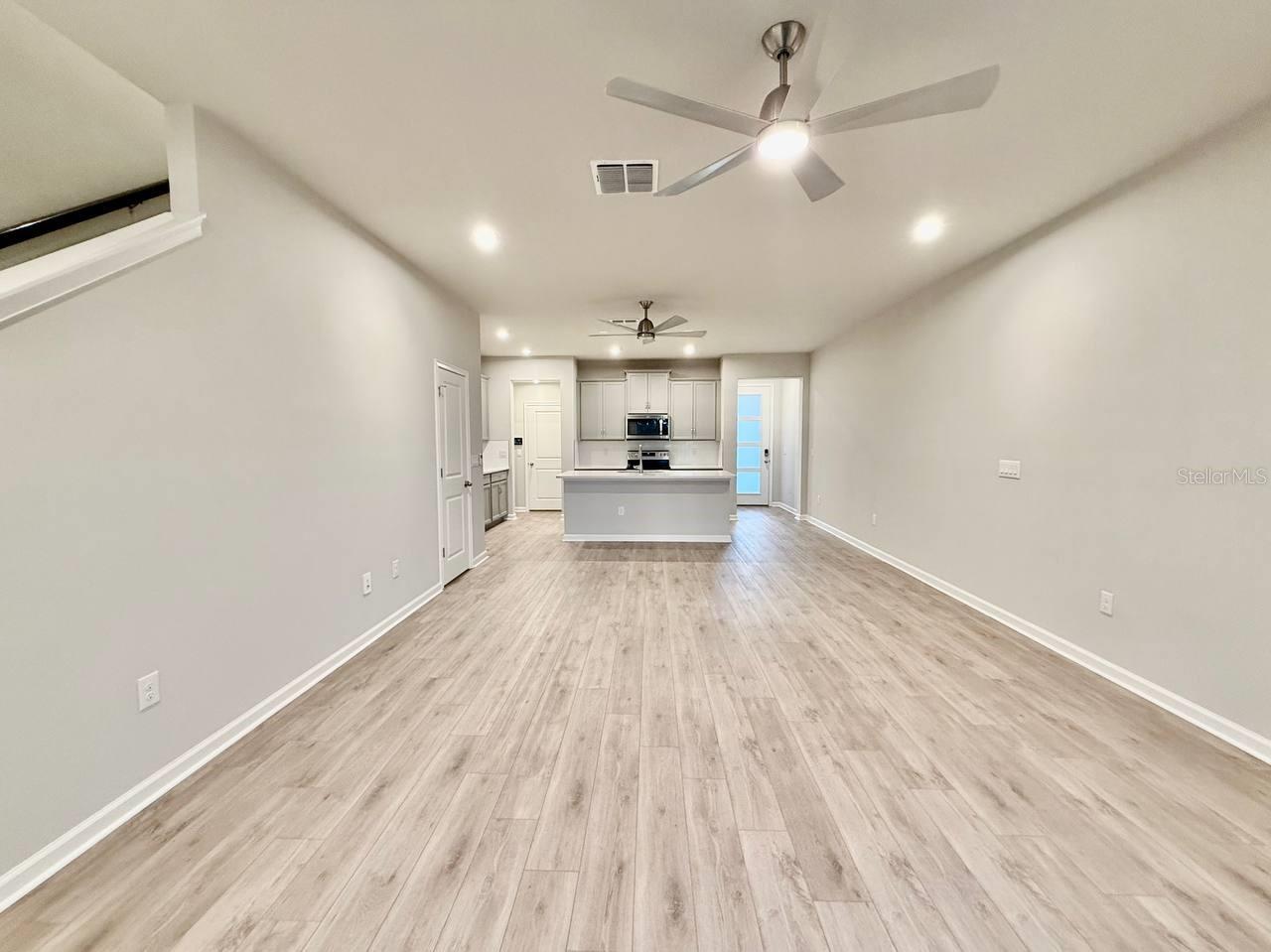 BLOOMINGDALE TOWNES - Residential Lease