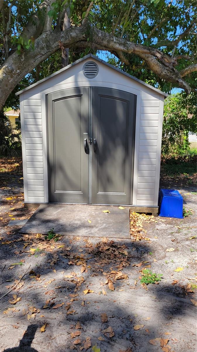 CORTEZ PARK - Residential Lease