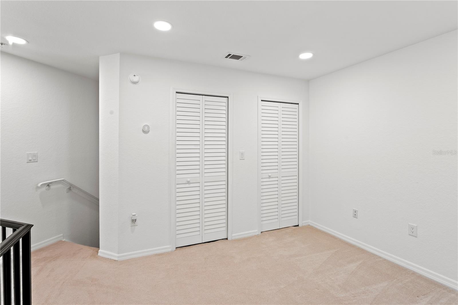 PARKCREST HARBOUR ISLAND CONDO - Residential