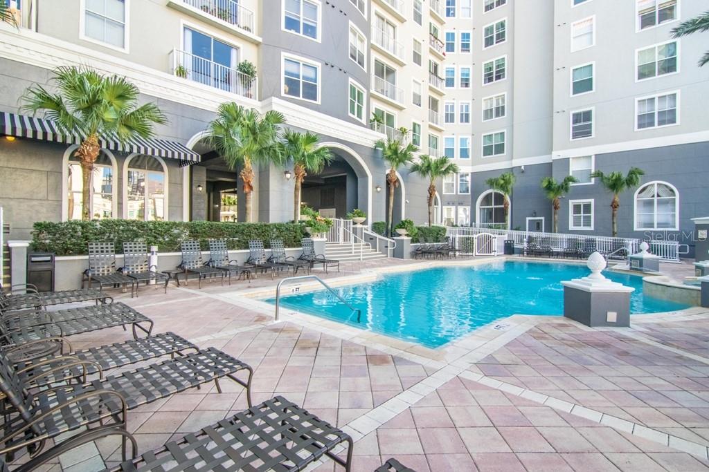 PARKCREST HARBOUR ISLAND CONDO - Residential