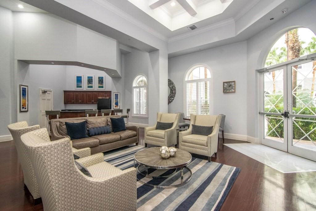 PARKCREST HARBOUR ISLAND CONDO - Residential