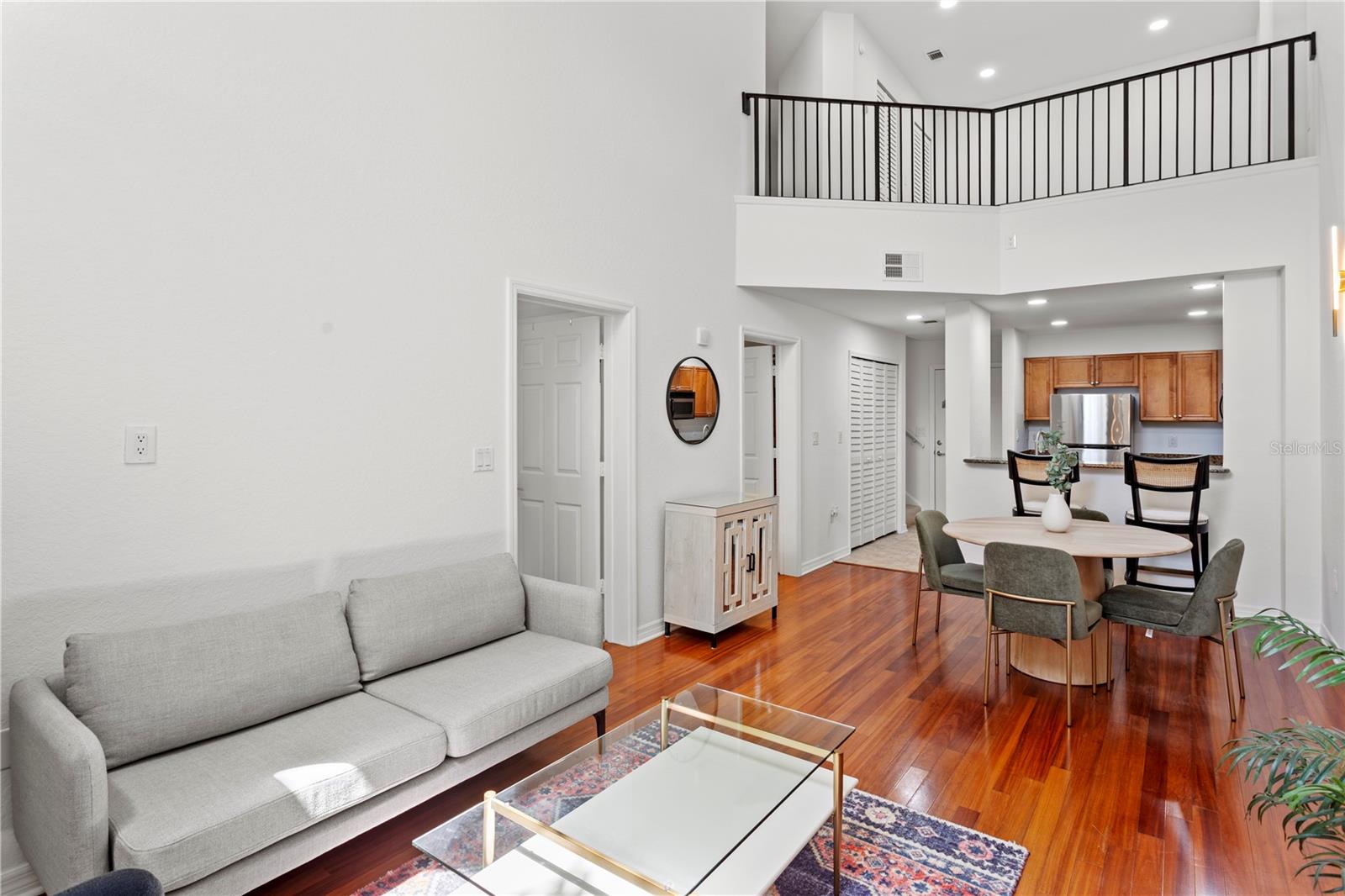 PARKCREST HARBOUR ISLAND CONDO - Residential
