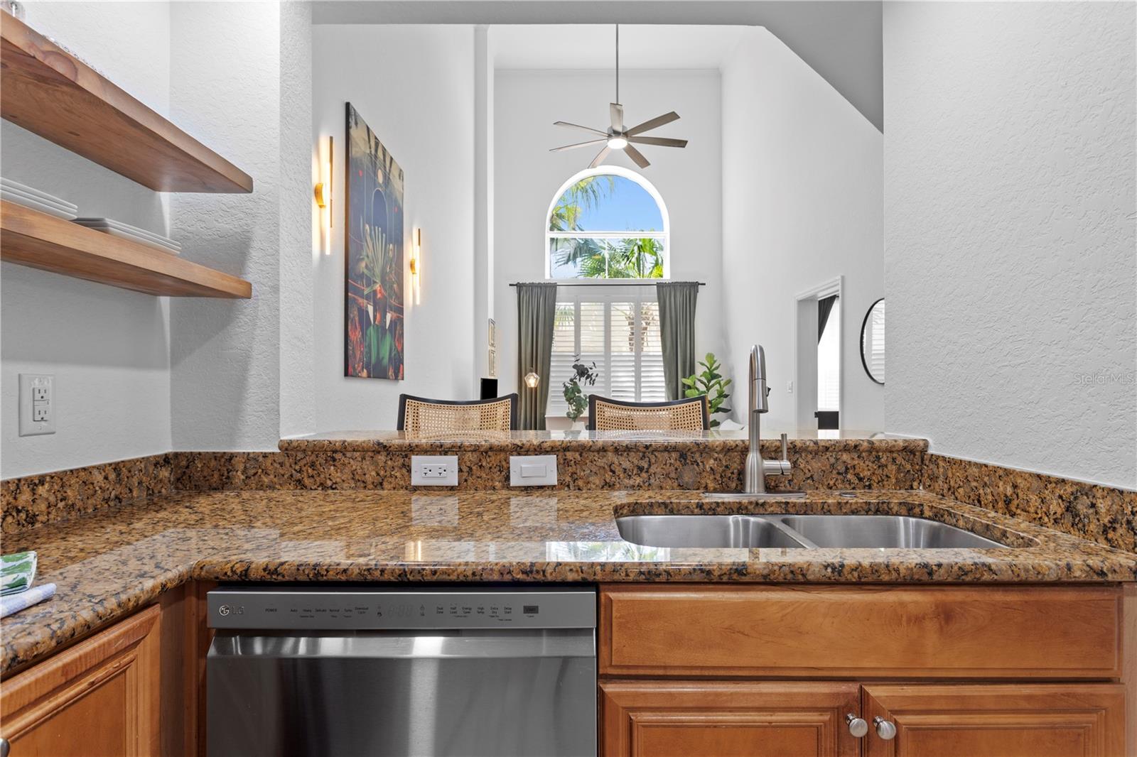 PARKCREST HARBOUR ISLAND CONDO - Residential